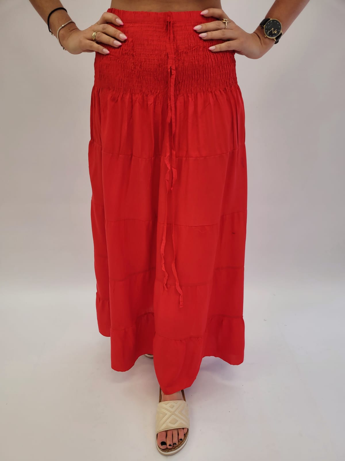 Spódnica długa z szeroką gumką w pasie gładka czerwona - obrazek 2