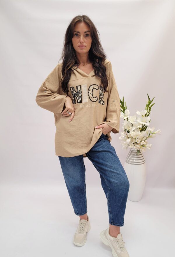Bluza cienka cappuccino z napisem - obrazek 2