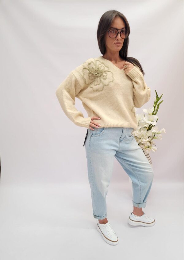 Sweter gruby kwiat cappuccino - obrazek 2