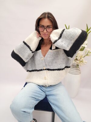 Sweter damski rozpinany biało czarny ND