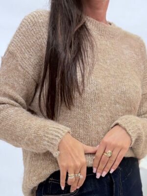 Sweter damski klasyczny cappuccino