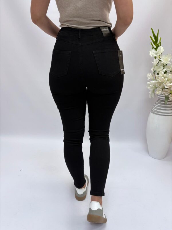 Spodnie jeans czarne second skin Q552-1 - obrazek 2