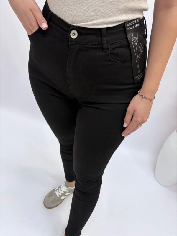 Spodnie jeans czarne second skin Q552-1 - obrazek 3