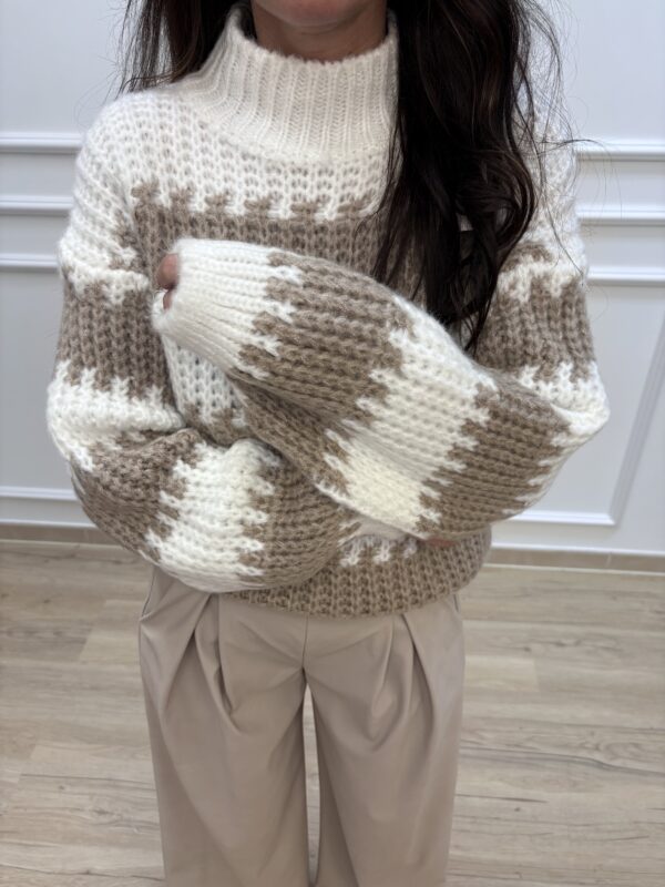 Sweter w pasy ecru-beż - obrazek 2