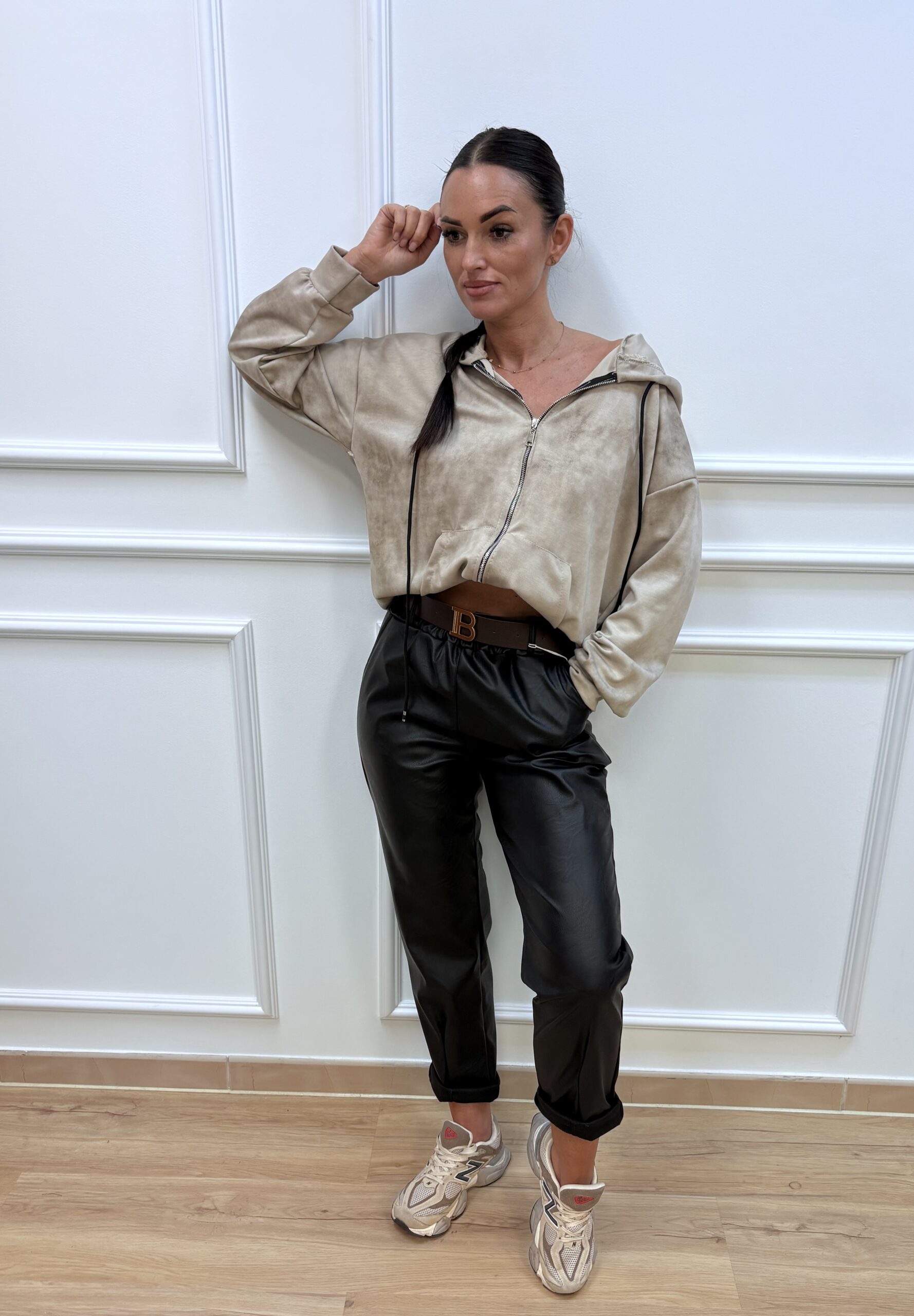 Bluza damska na zamek z kapturem - obrazek 3