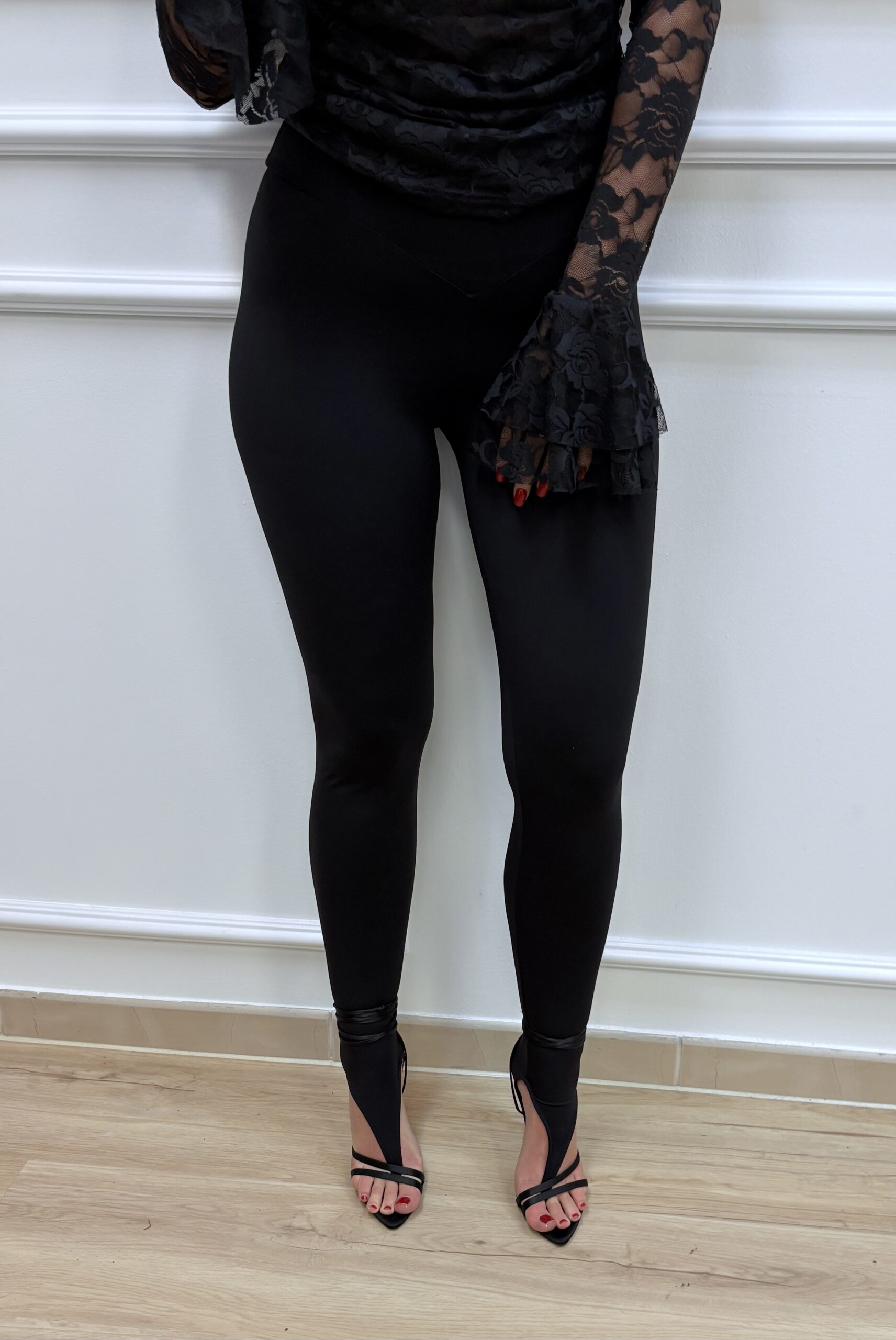 Legginsy z zakładką na palec - obrazek 3