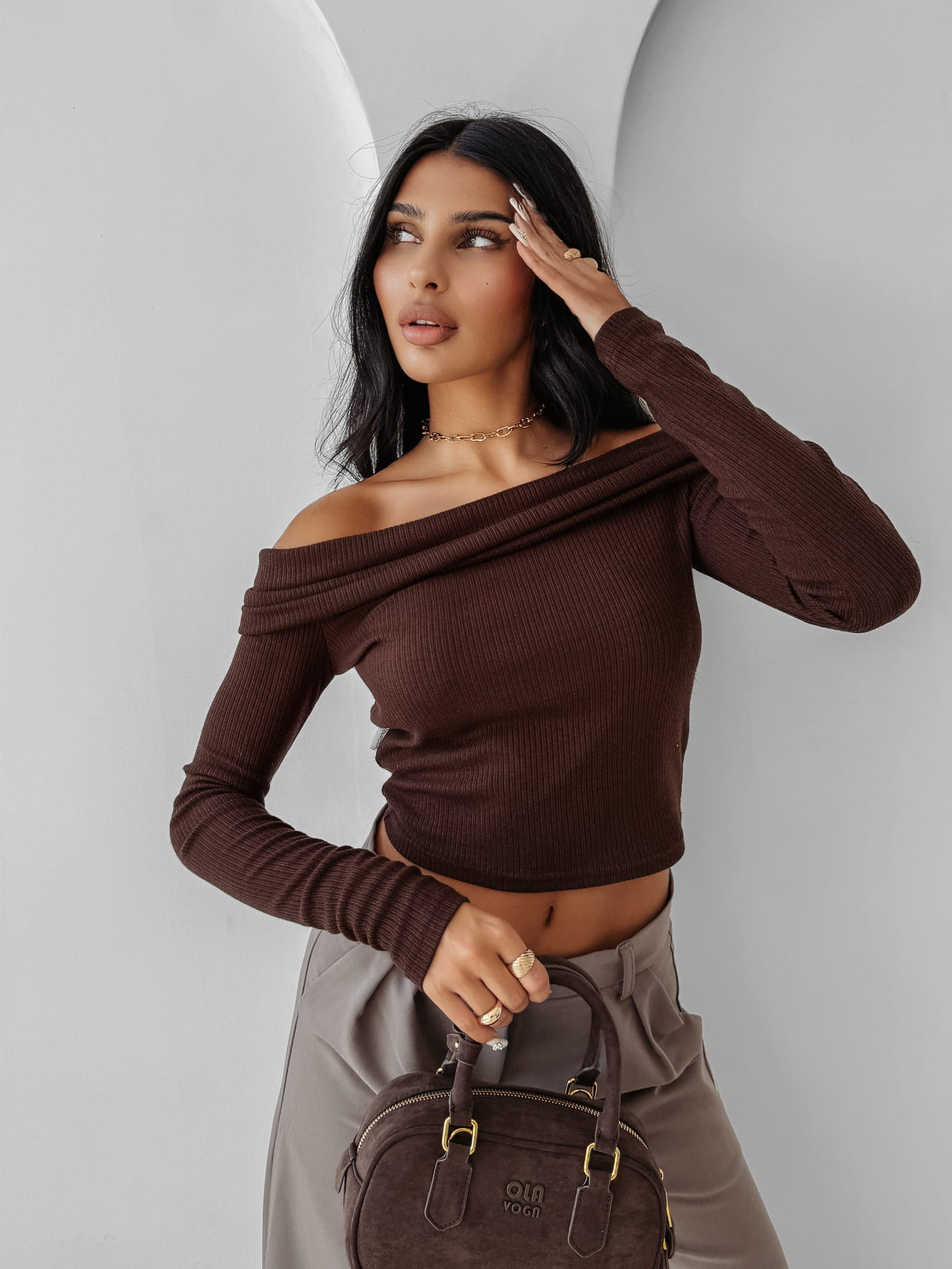 Bluzka damska OLAVOGA- brązowa