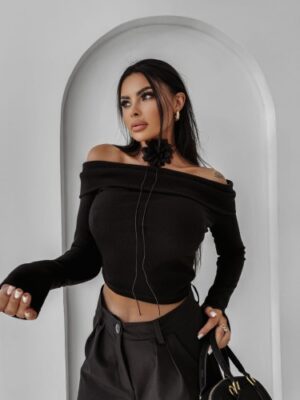 Bluzka damska OLAVOGA- czarna