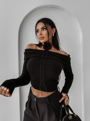 Bluzka damska OLAVOGA- czarna