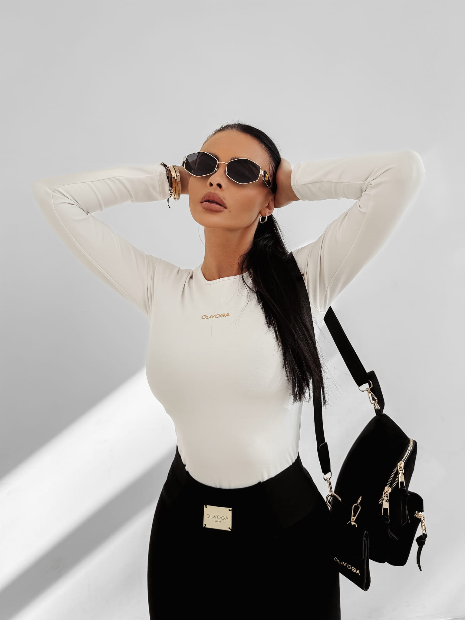 Bluzka damska OLAVOGA SIMBI- ecru - obrazek 4