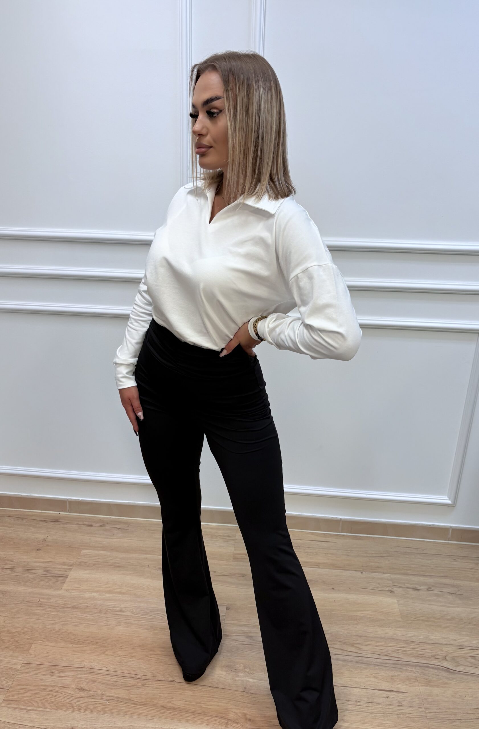 Spodnie damskie z modelującym pasem- czarne - obrazek 2