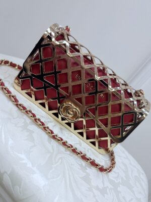 Torebka damska złoto- czerwona, z wkładaną kosmetyczką