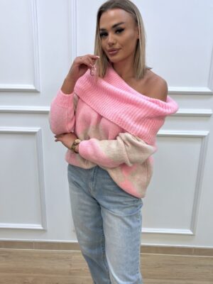 Sweter damski z szerokim, opadającym kołnierzem- różowy