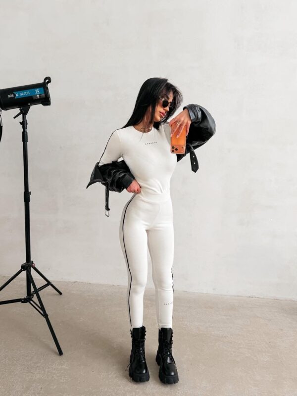 Komplet damski OLAVOGA EASILY  kremowy