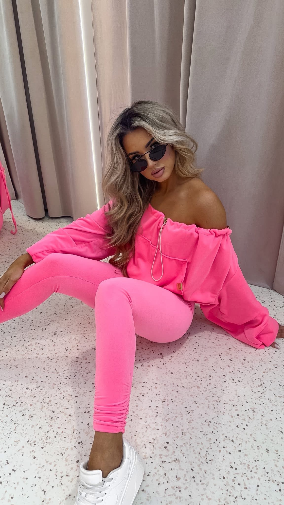 Komplet damski LAMONNE CHILL neonowy róż