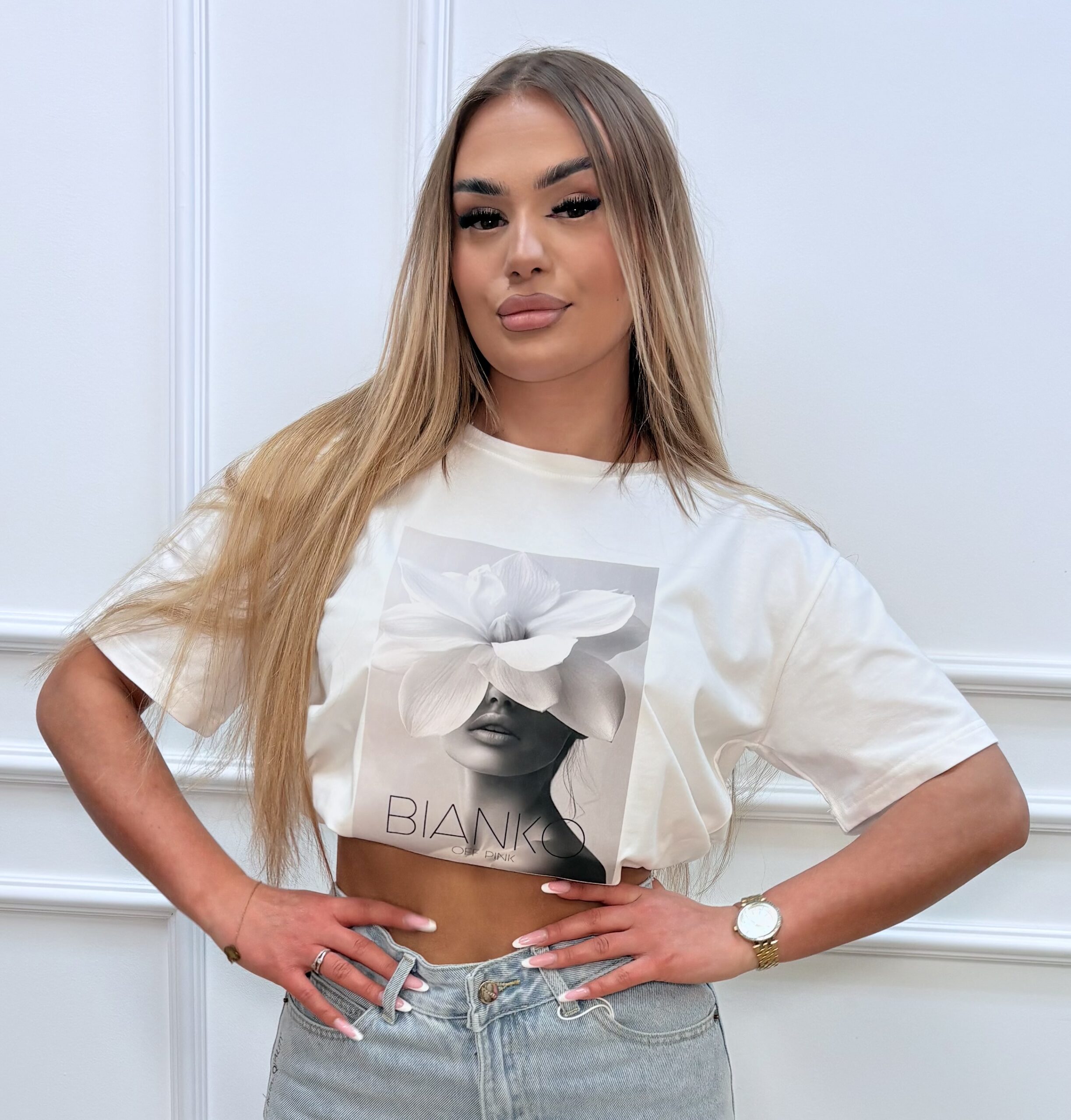 T-shirt damski z nadrukiem- ecru - obrazek 3