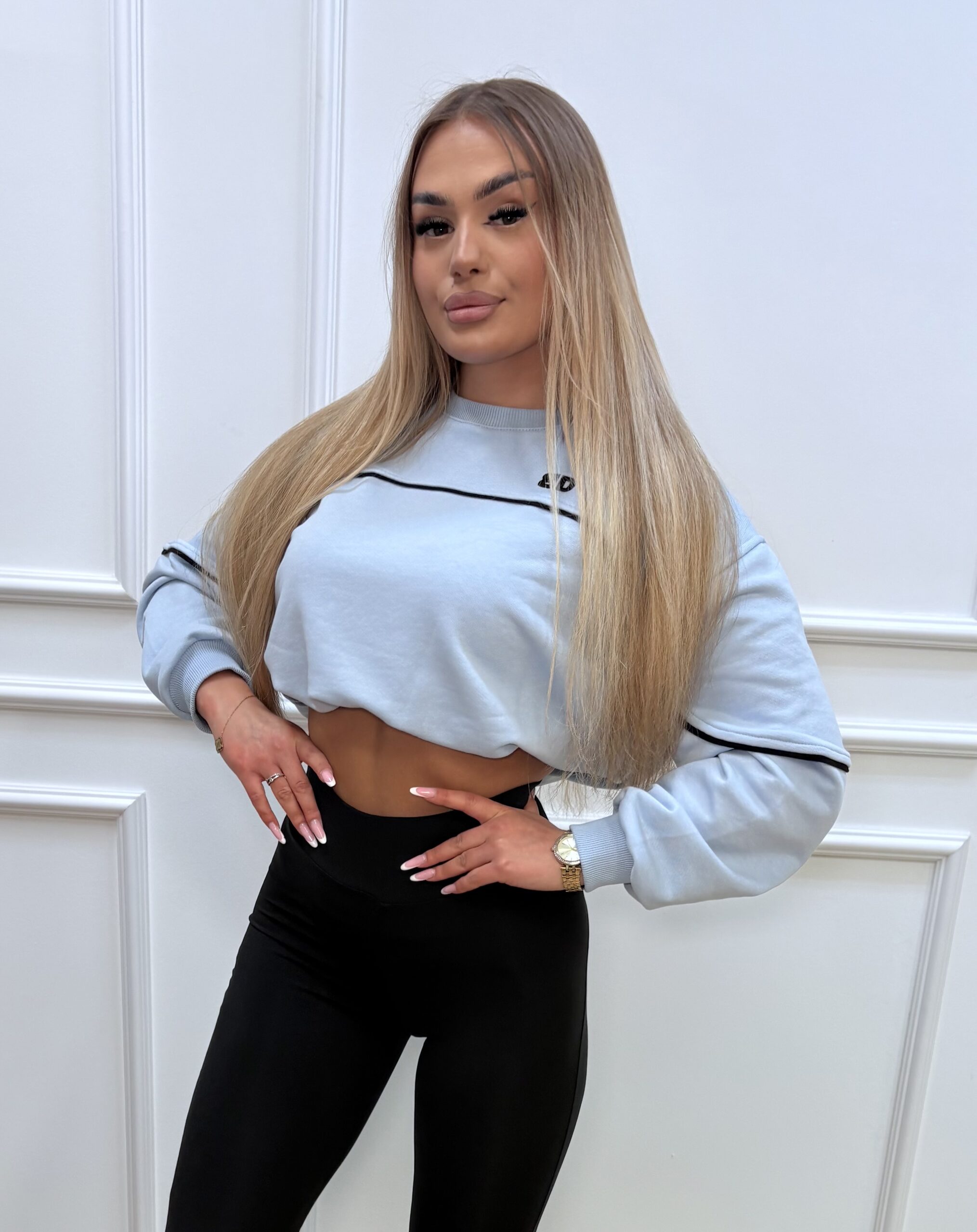 Komplet dresowy damski z legginsami - obrazek 3