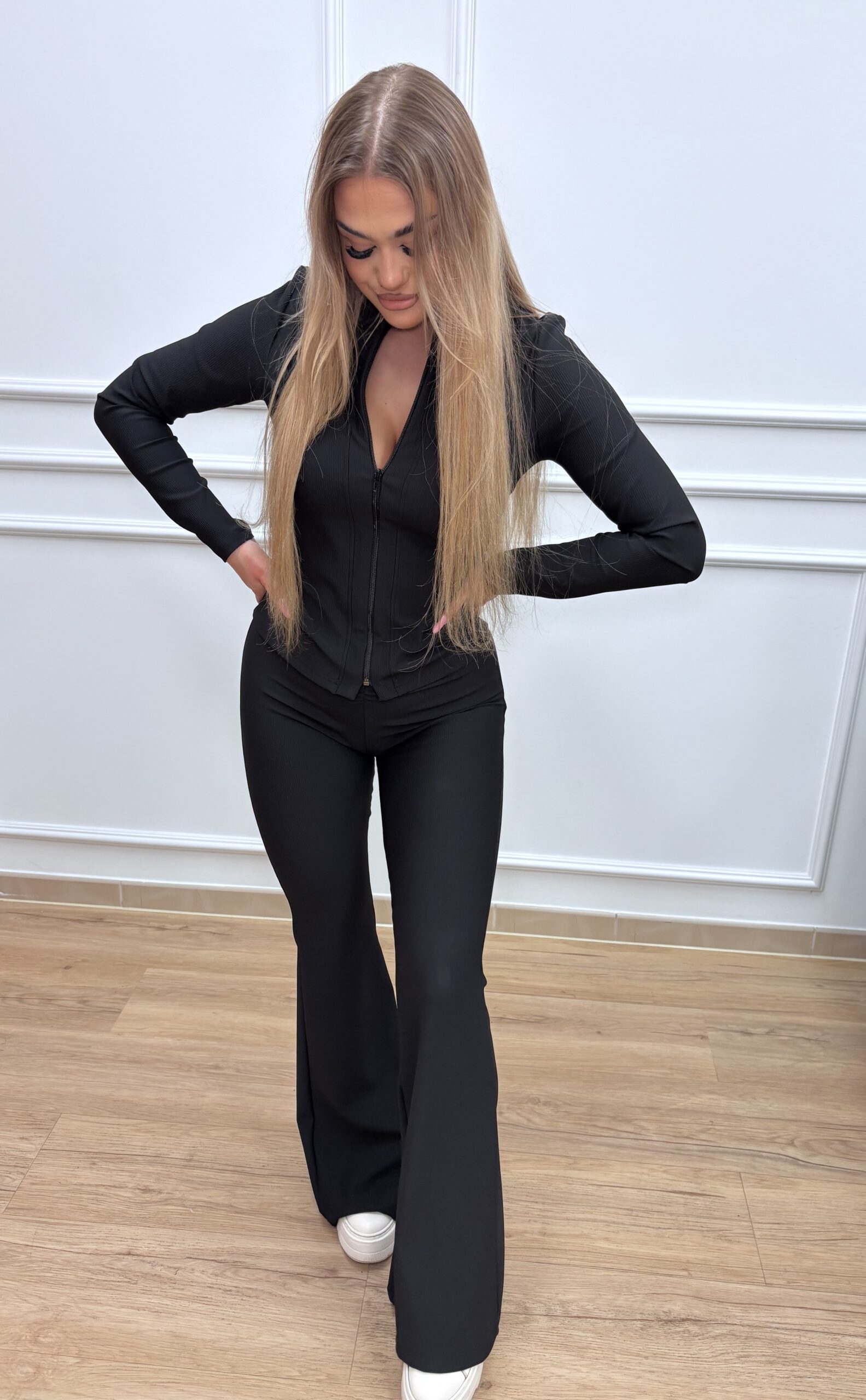 Spodnie damskie z prążka GOSSip- czarne - obrazek 3