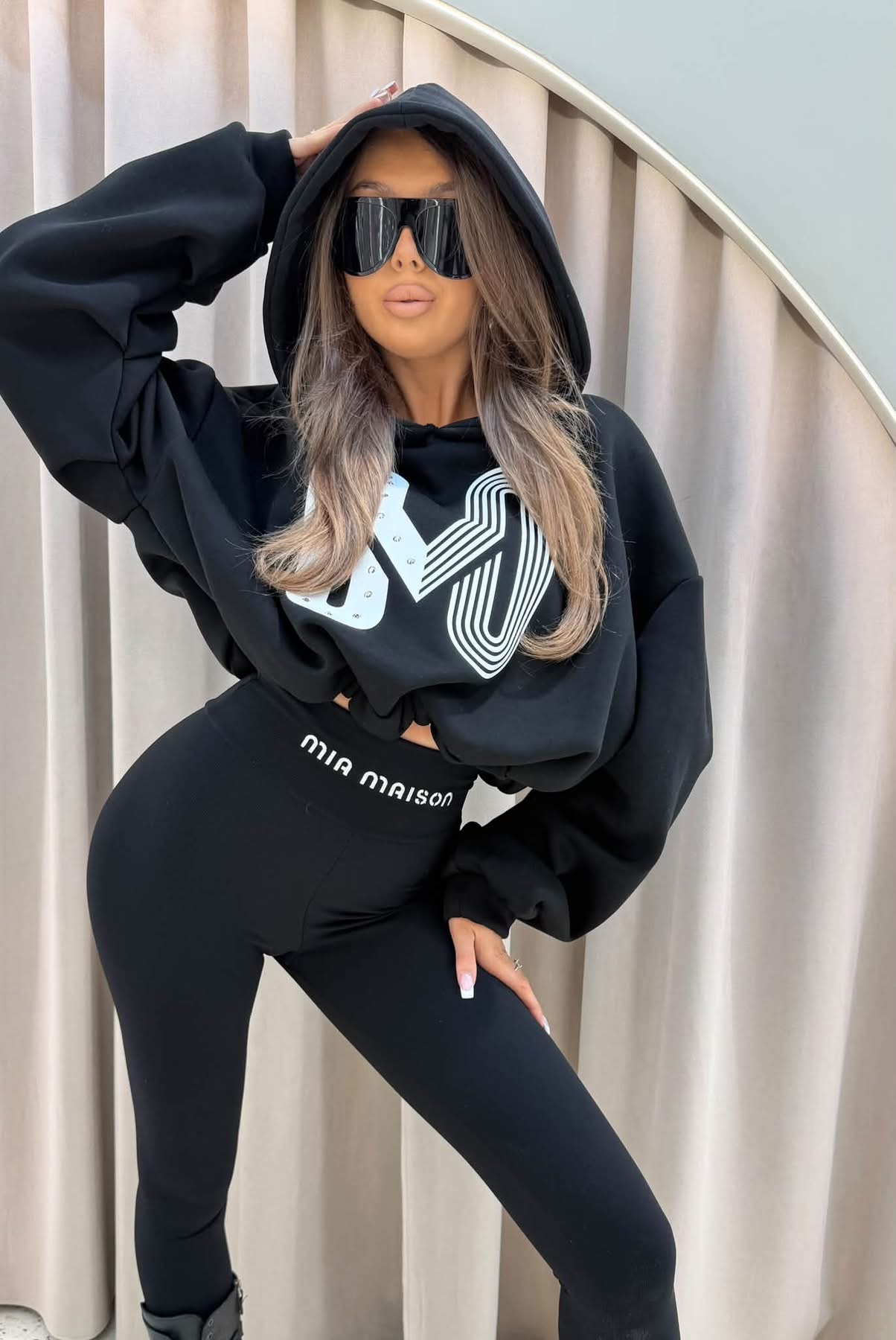 Bluza MIA MAISON czarna